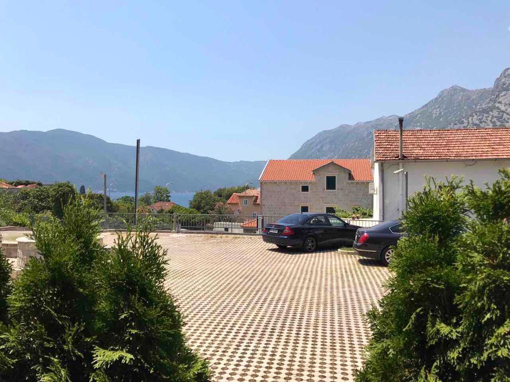 Roman Garden Apartment Risan Dış mekan fotoğraf
