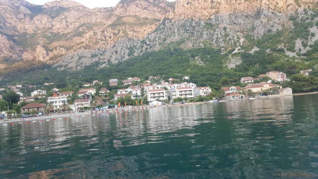 Roman Garden Apartment Risan Dış mekan fotoğraf
